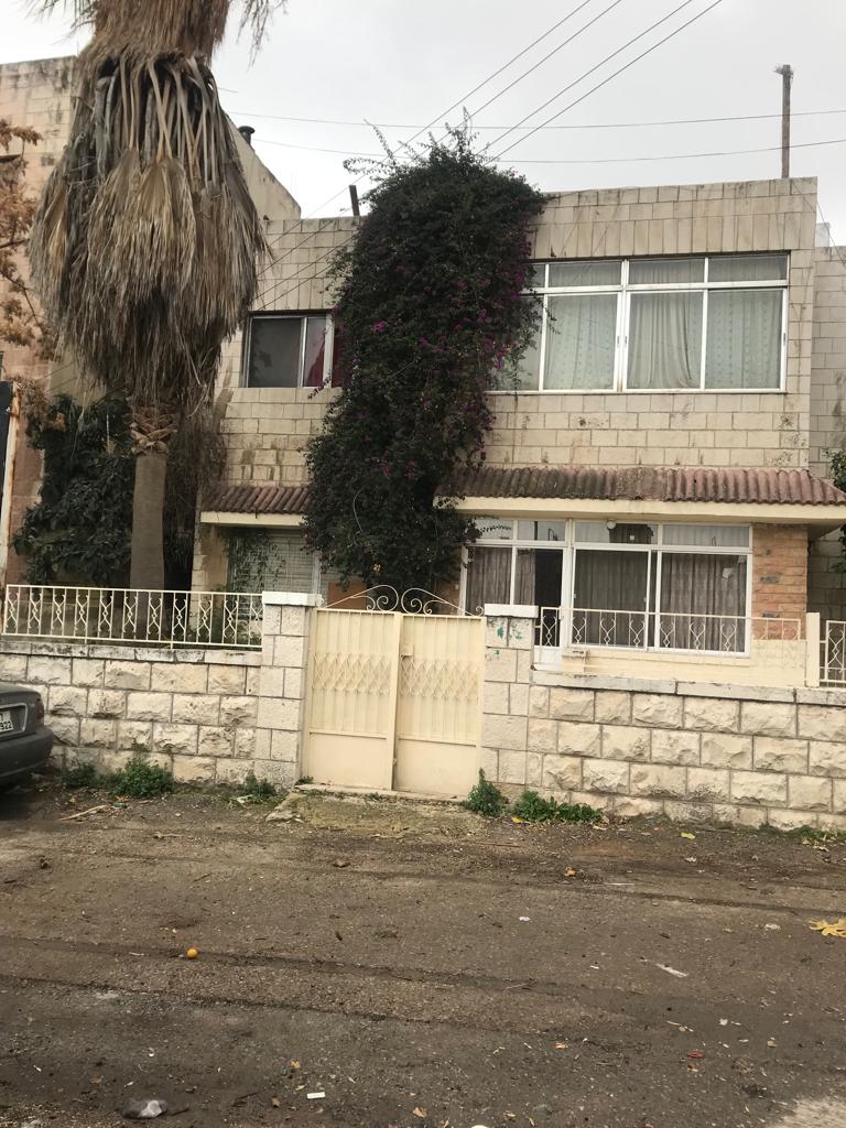 Building for Sale In Jabal Alhussein 