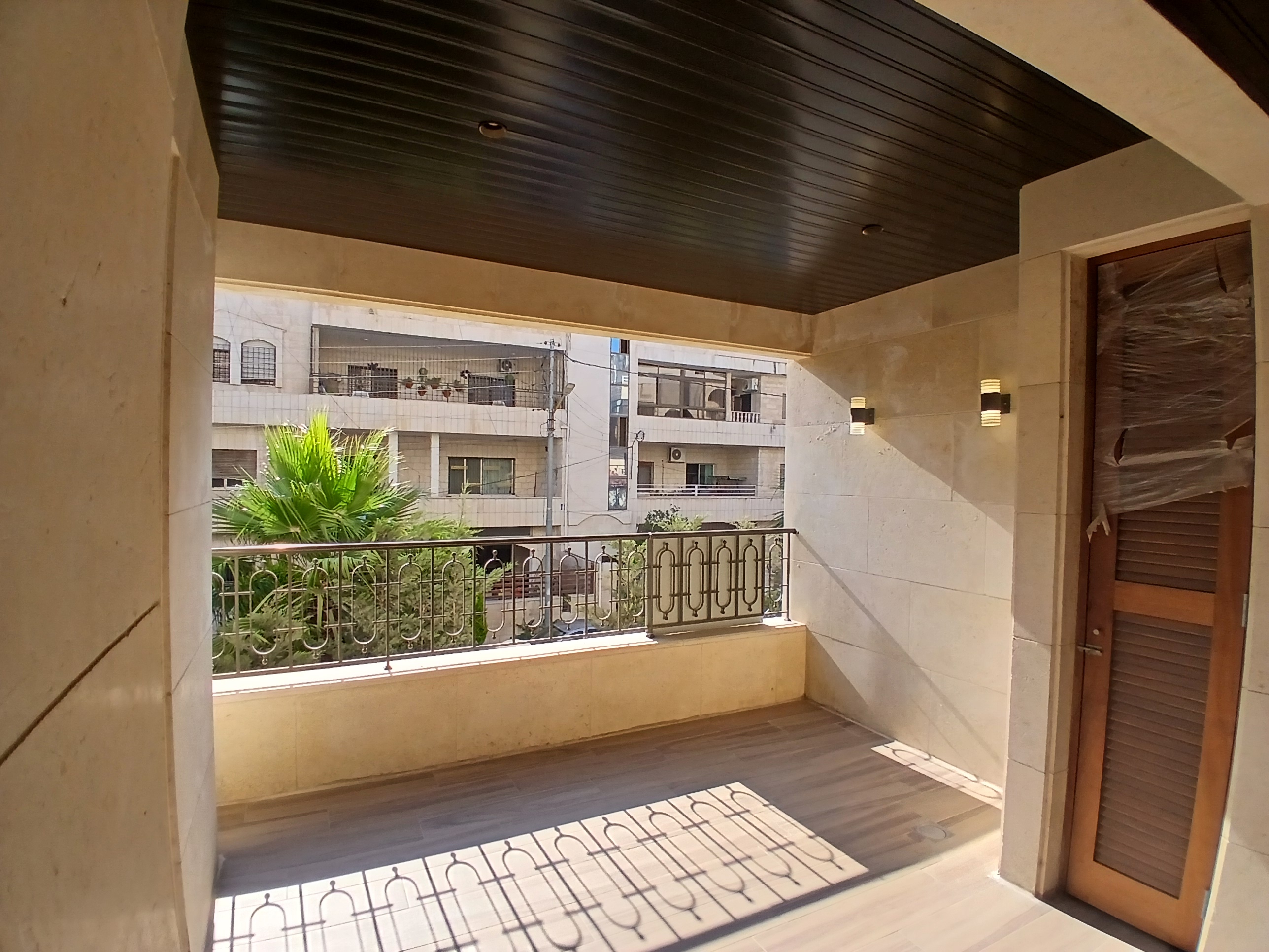 Apartment for Sale in Swafiyeh  with the Latest High-End Finishes. - Property Image 7