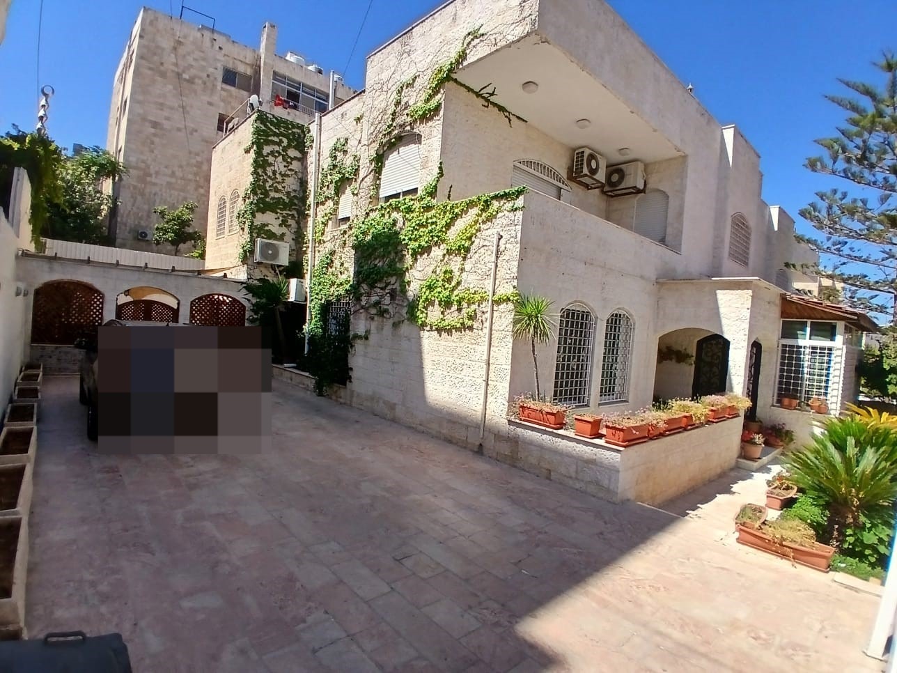 Land in Um Rummana for sale