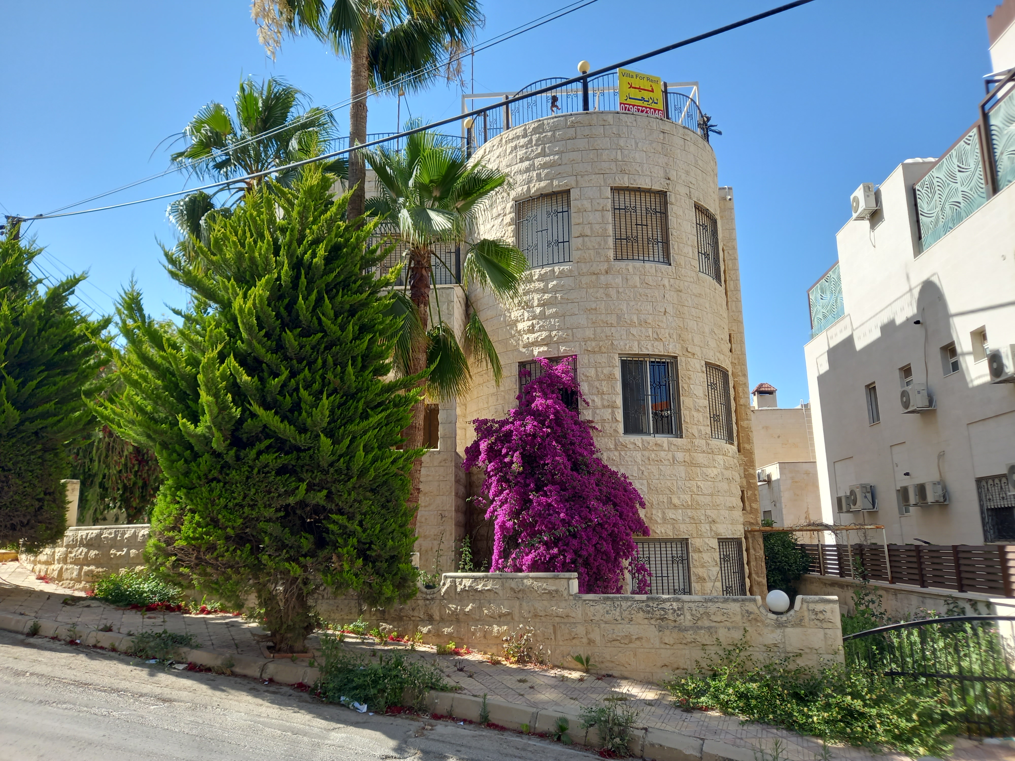 Apartment for Sale in a Prime Location – Fifth Circle Area 