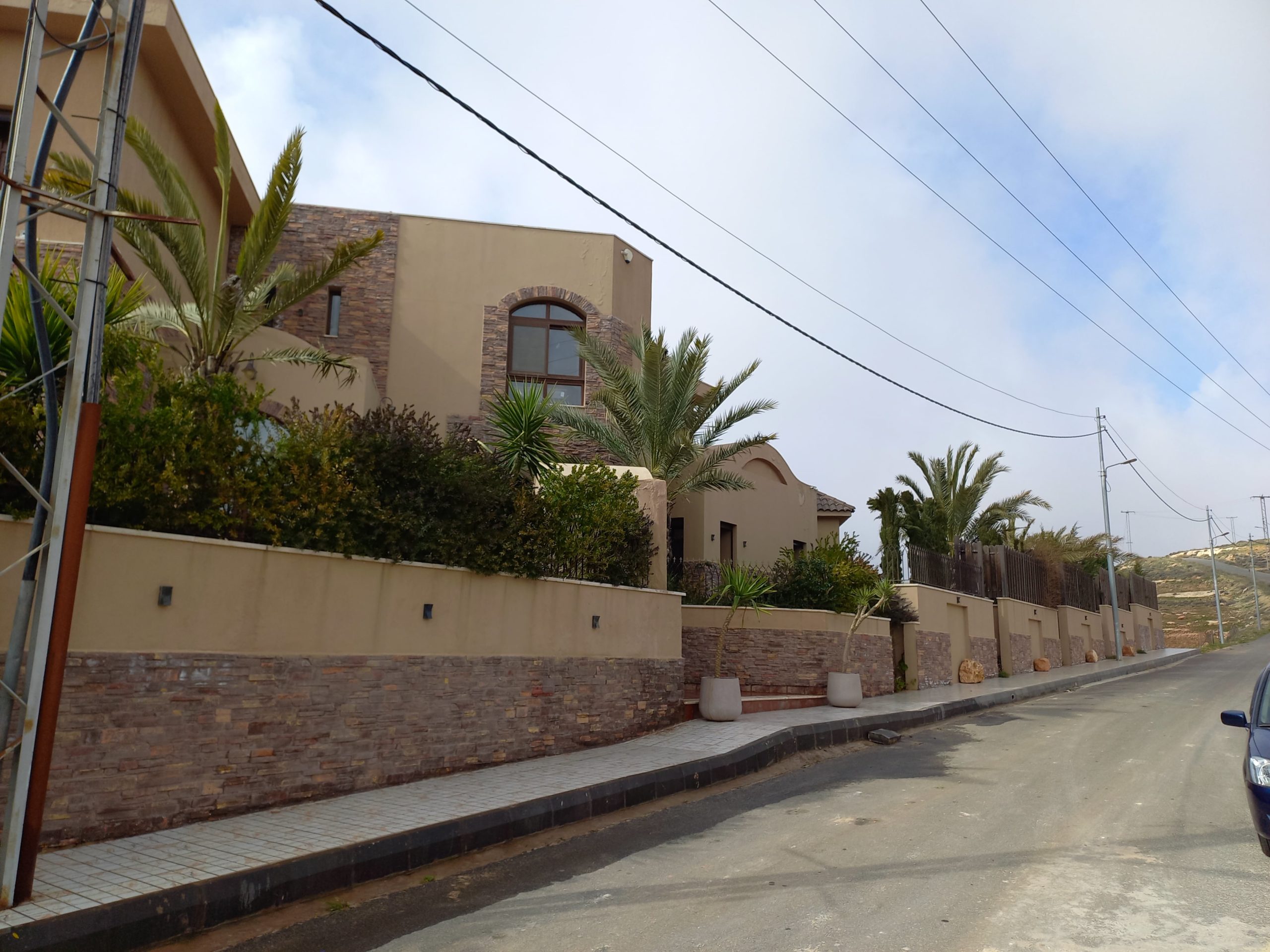 Villa In Alhwaiti for sale