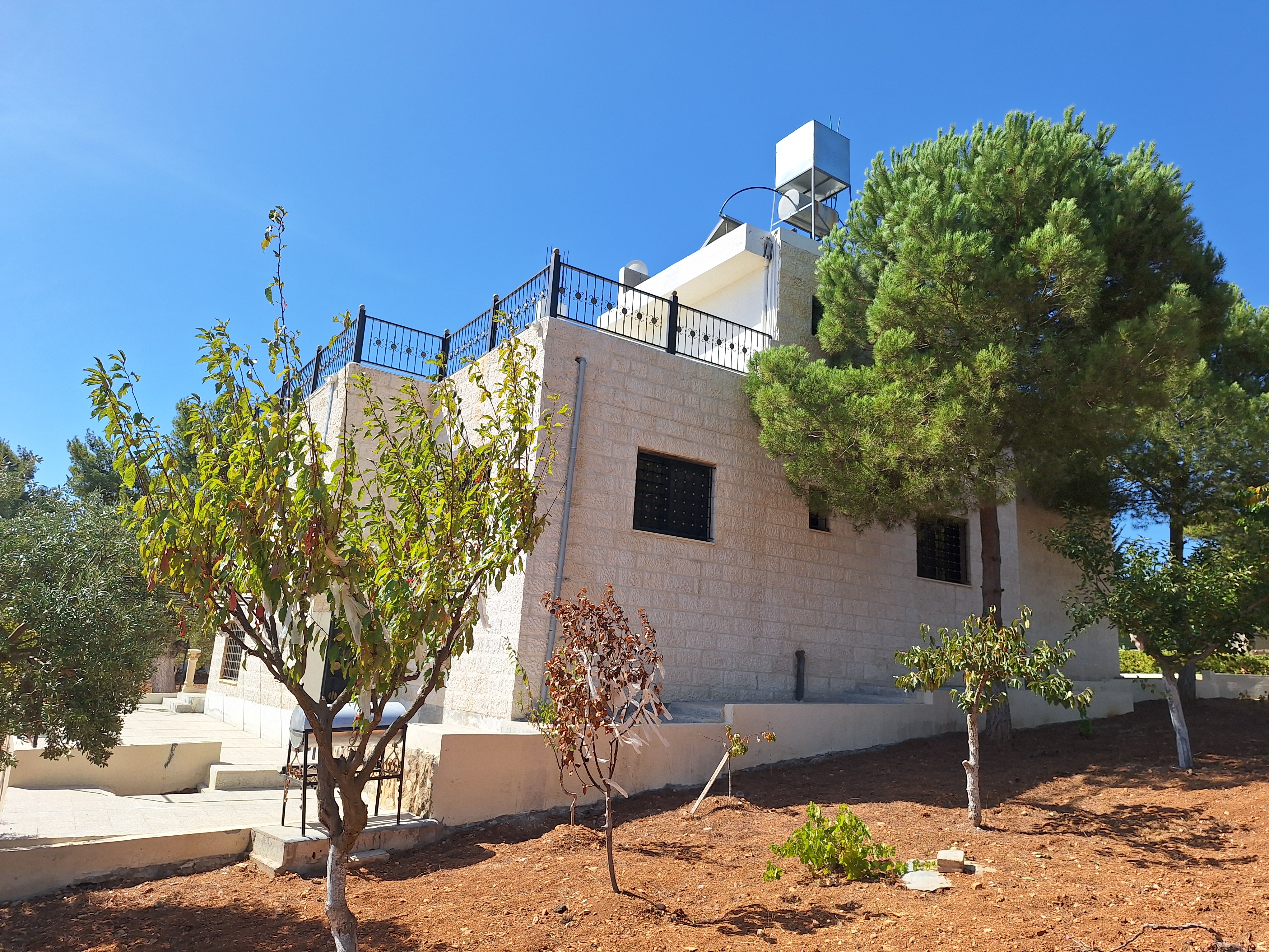 Farm For Sale In the most beautiful areas of Jarash - Property Image 4