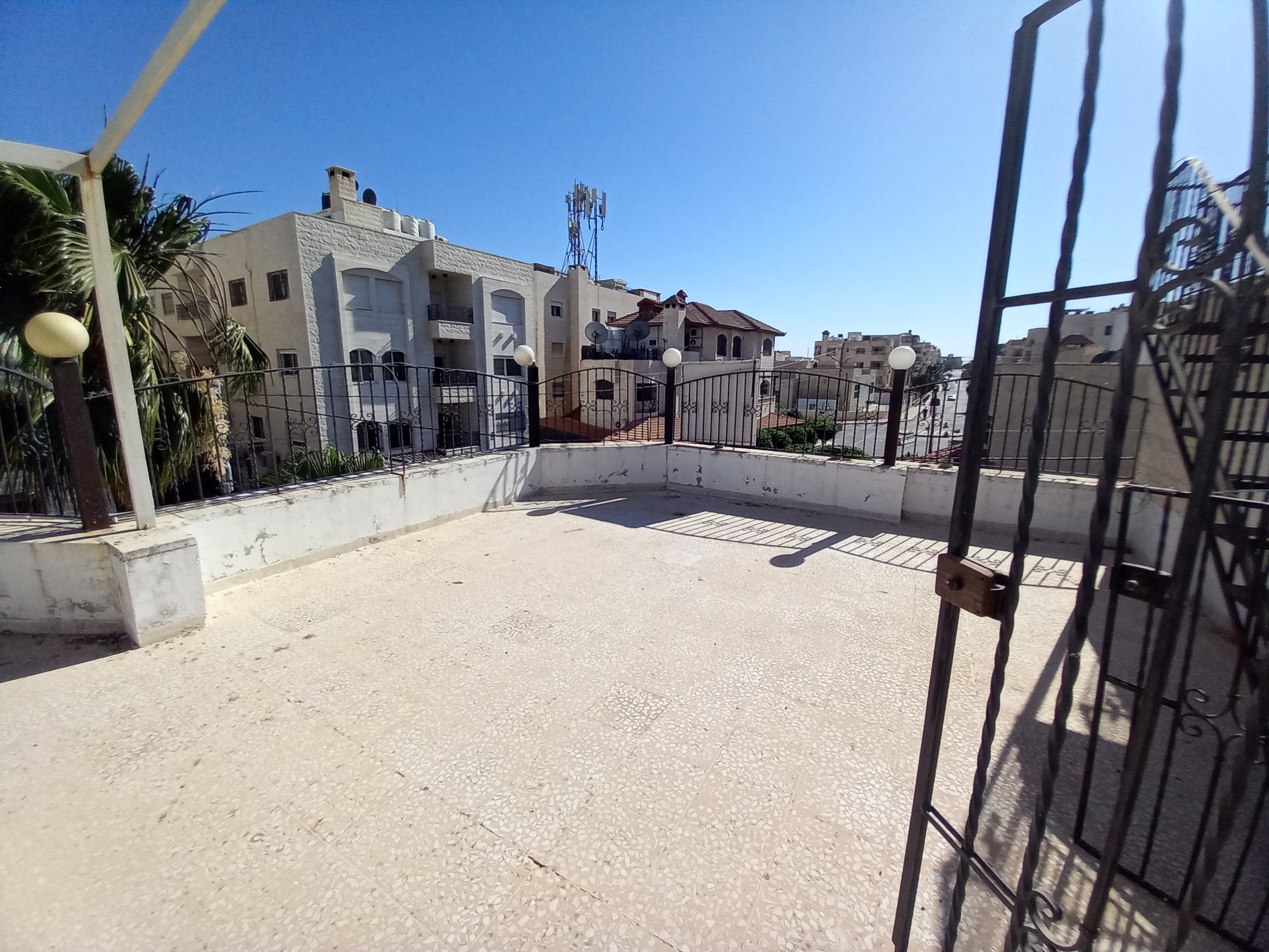 Beautiful Villa Available for Annual Rent in Dair Ghbar.   - Property Image 16