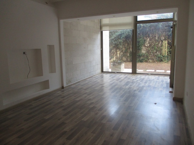  ground apartment with garden in Jabal Amman for rent    - Property Image 15