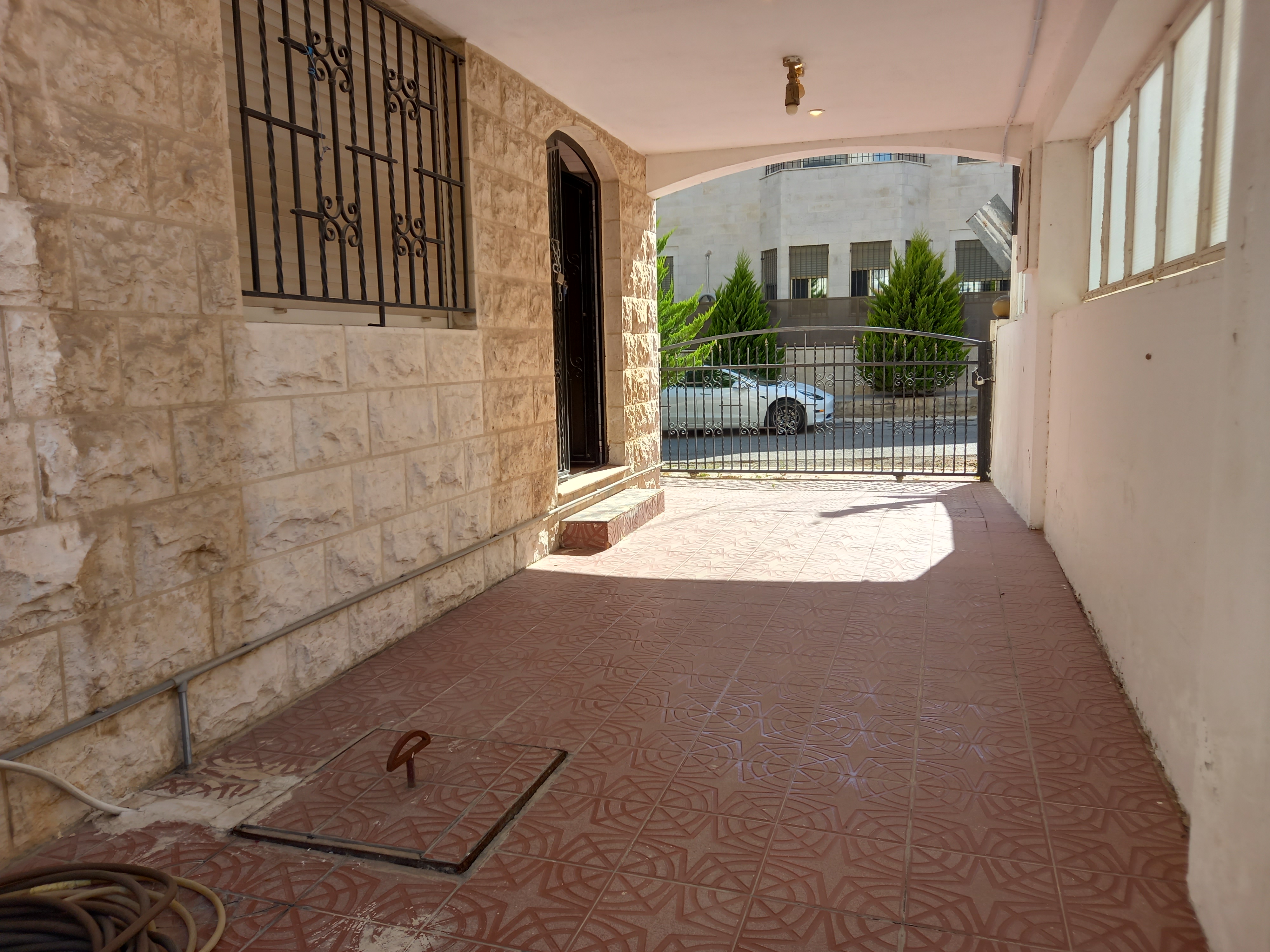 Beautiful Villa Available for Annual Rent in Dair Ghbar.   - Property Image 4