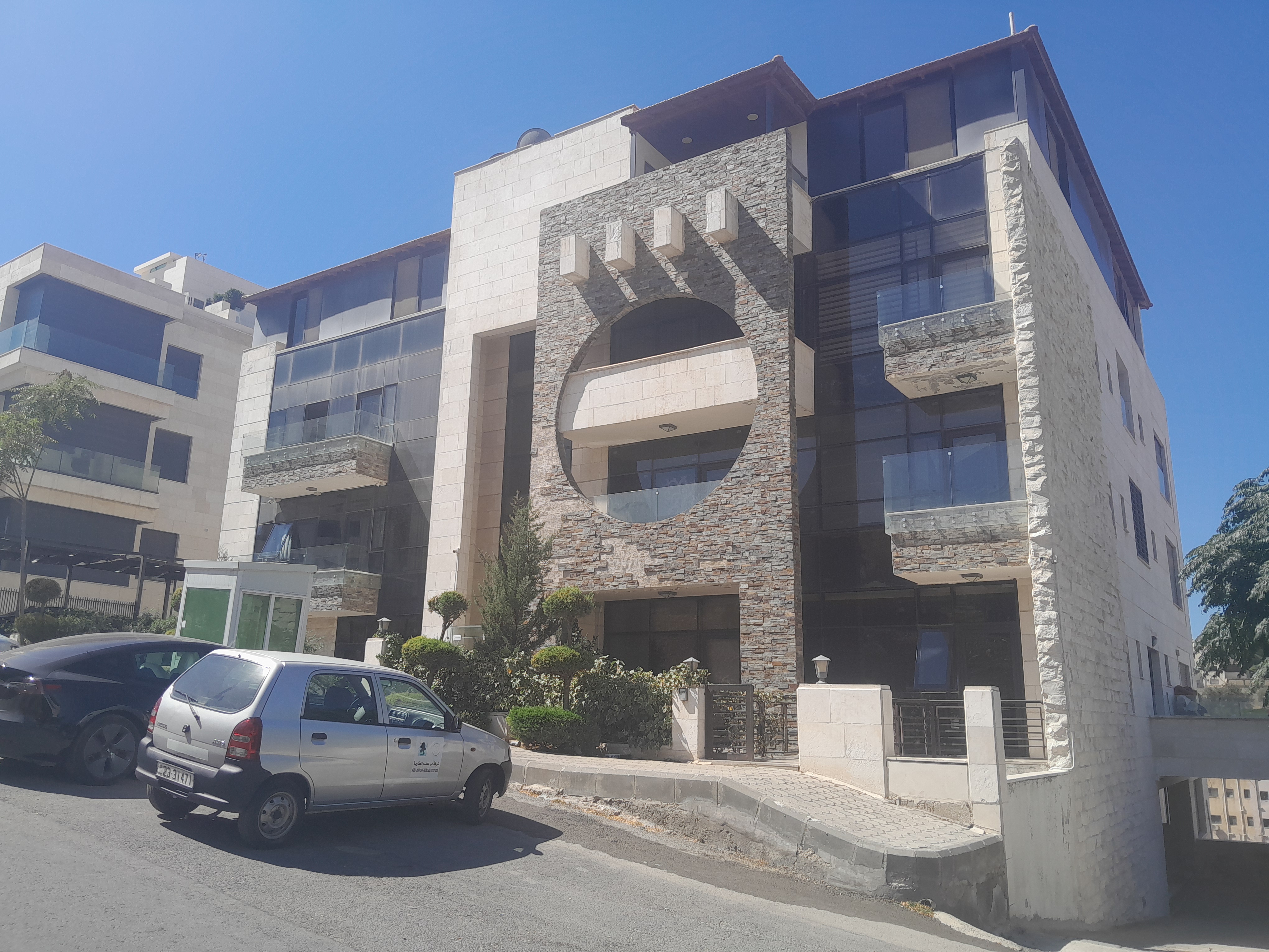 Duplex for Sale in One of the Most Beautiful Areas of Khalda - Property Image 8