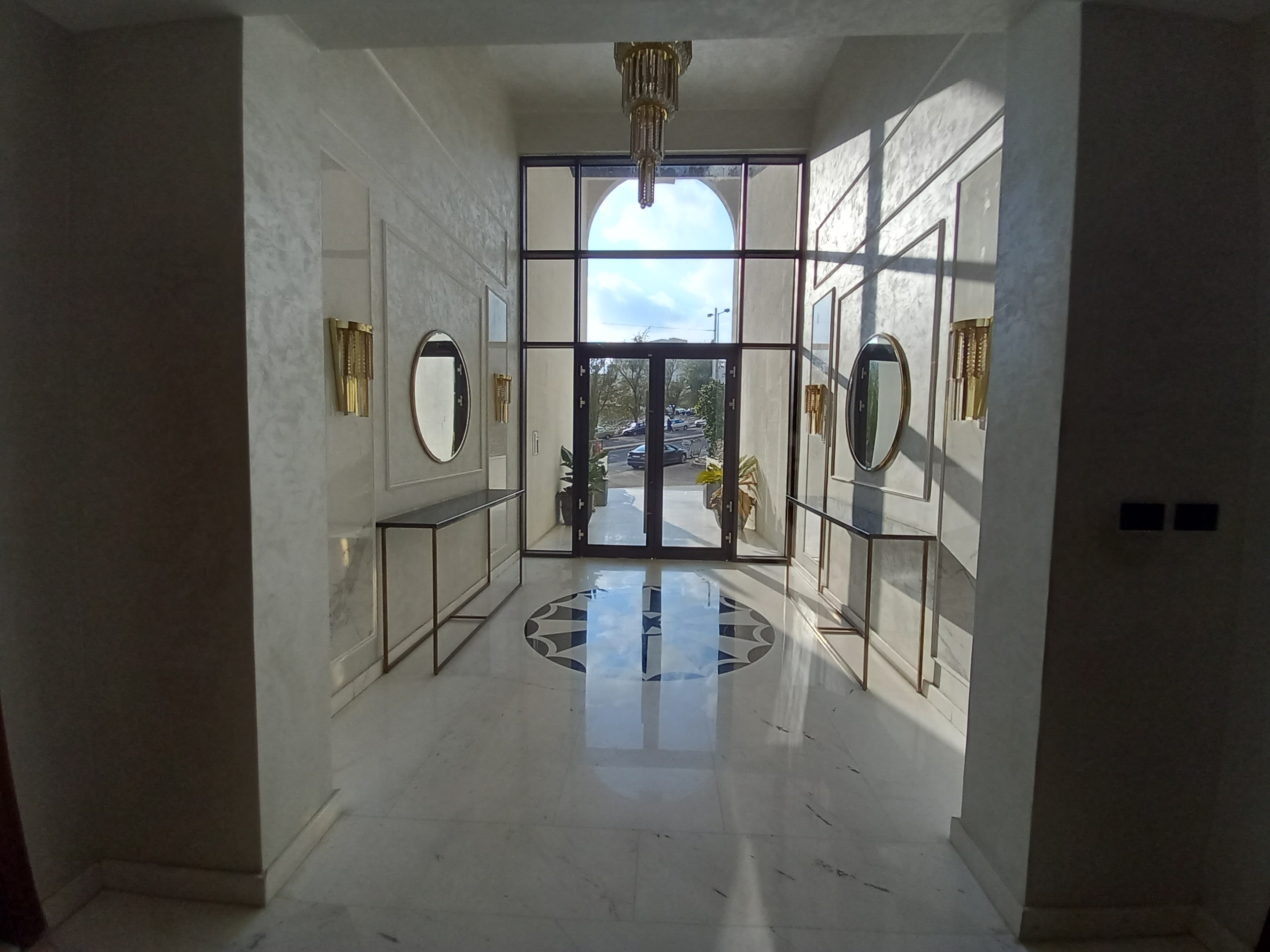 Super Deluxe Duplex Apartment for Sale in Abdoun - Property Image 16