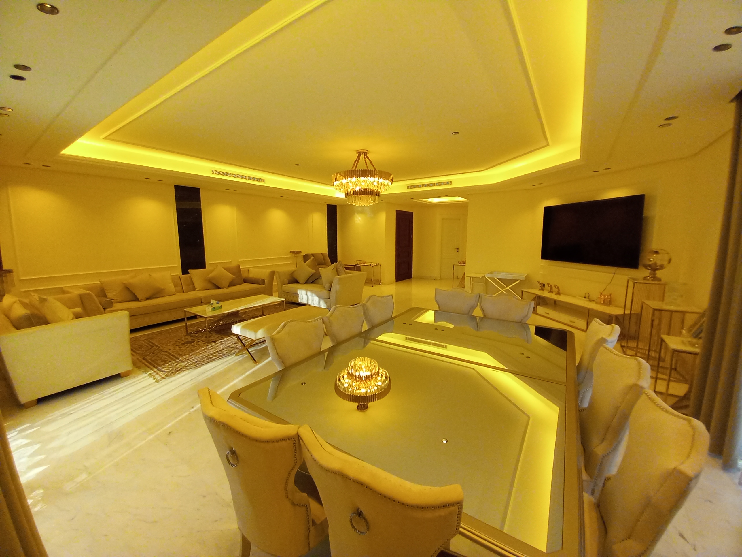 Super Deluxe Duplex Apartment for Sale in Abdoun - Property Image 5