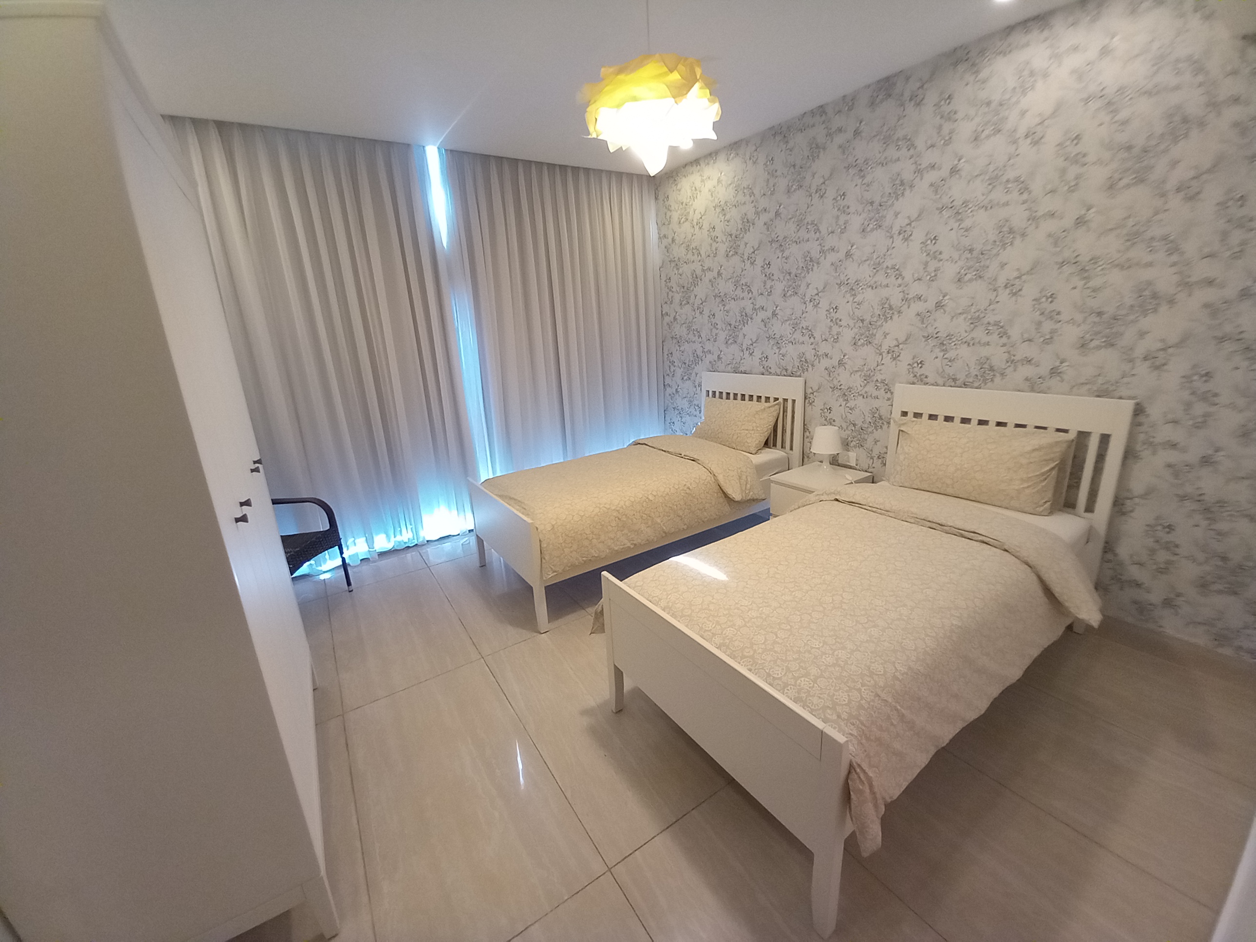 A very luxurious apartment in a prime location in Abdoun, available for rent. - Property Image 5