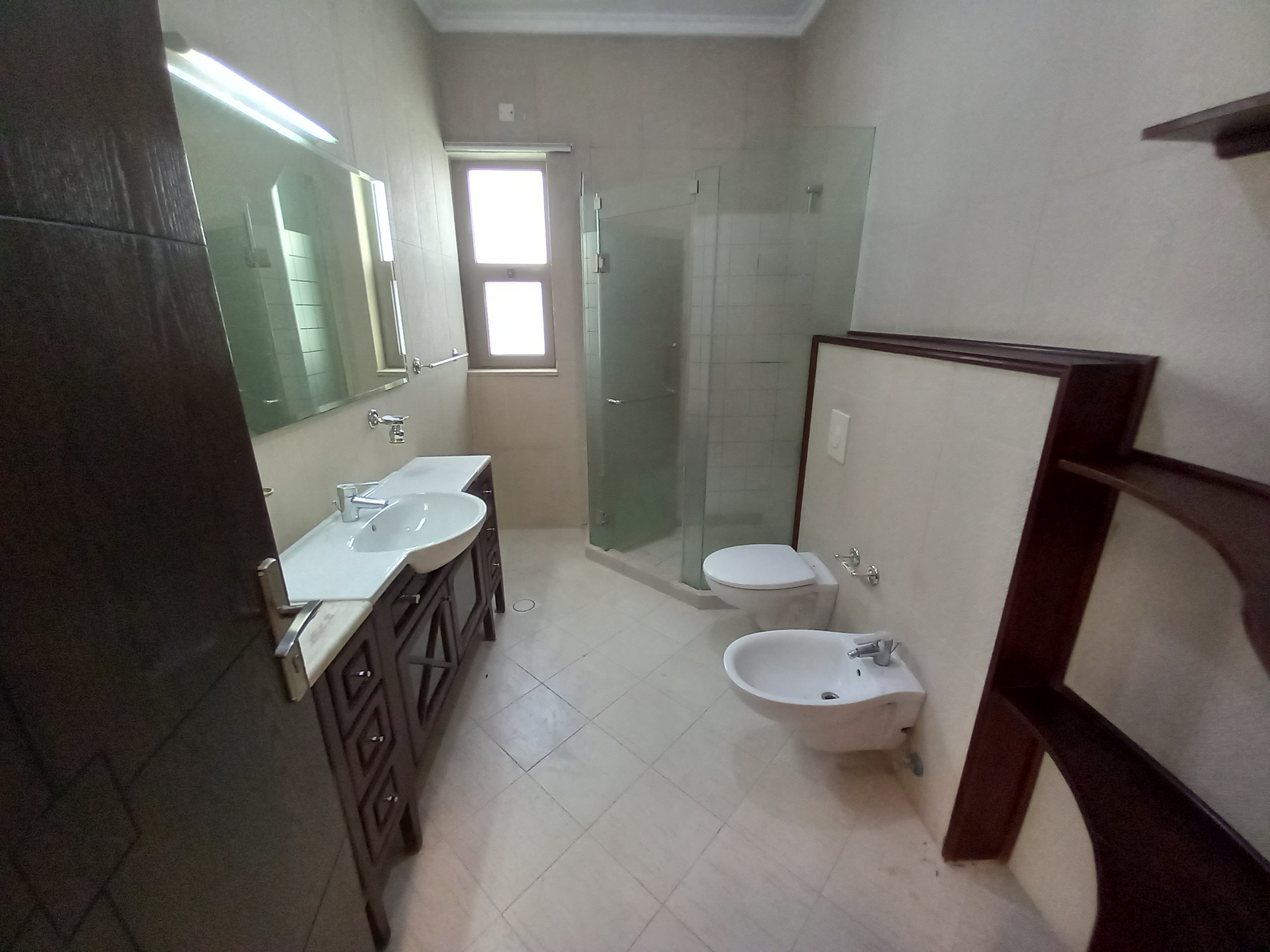 Duplex apartment for sale in a prime location in Jabal Amman. - Property Image 9