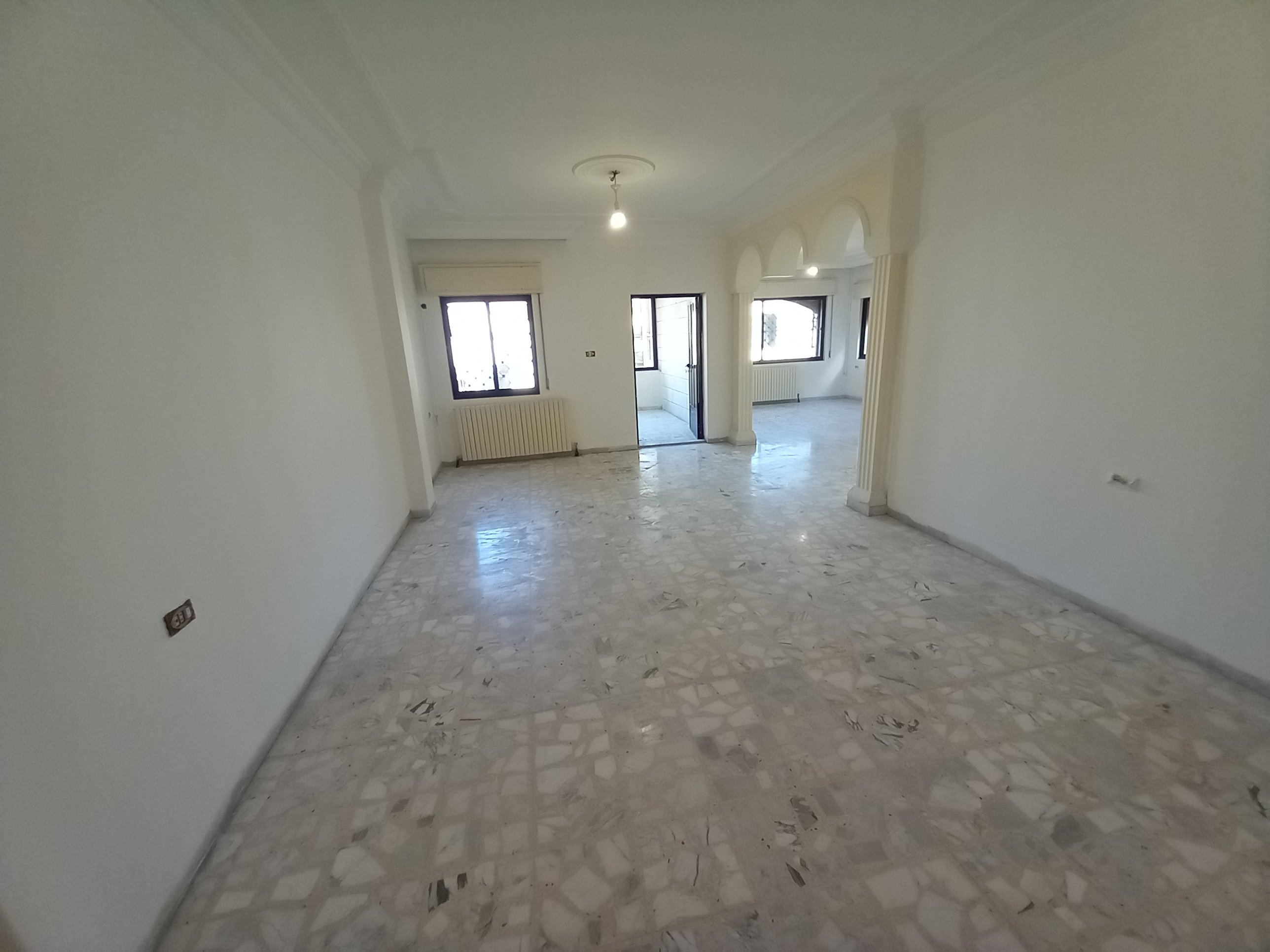 Apartment available for sale at an attractive price in Um Uthaina. - Property Image 2
