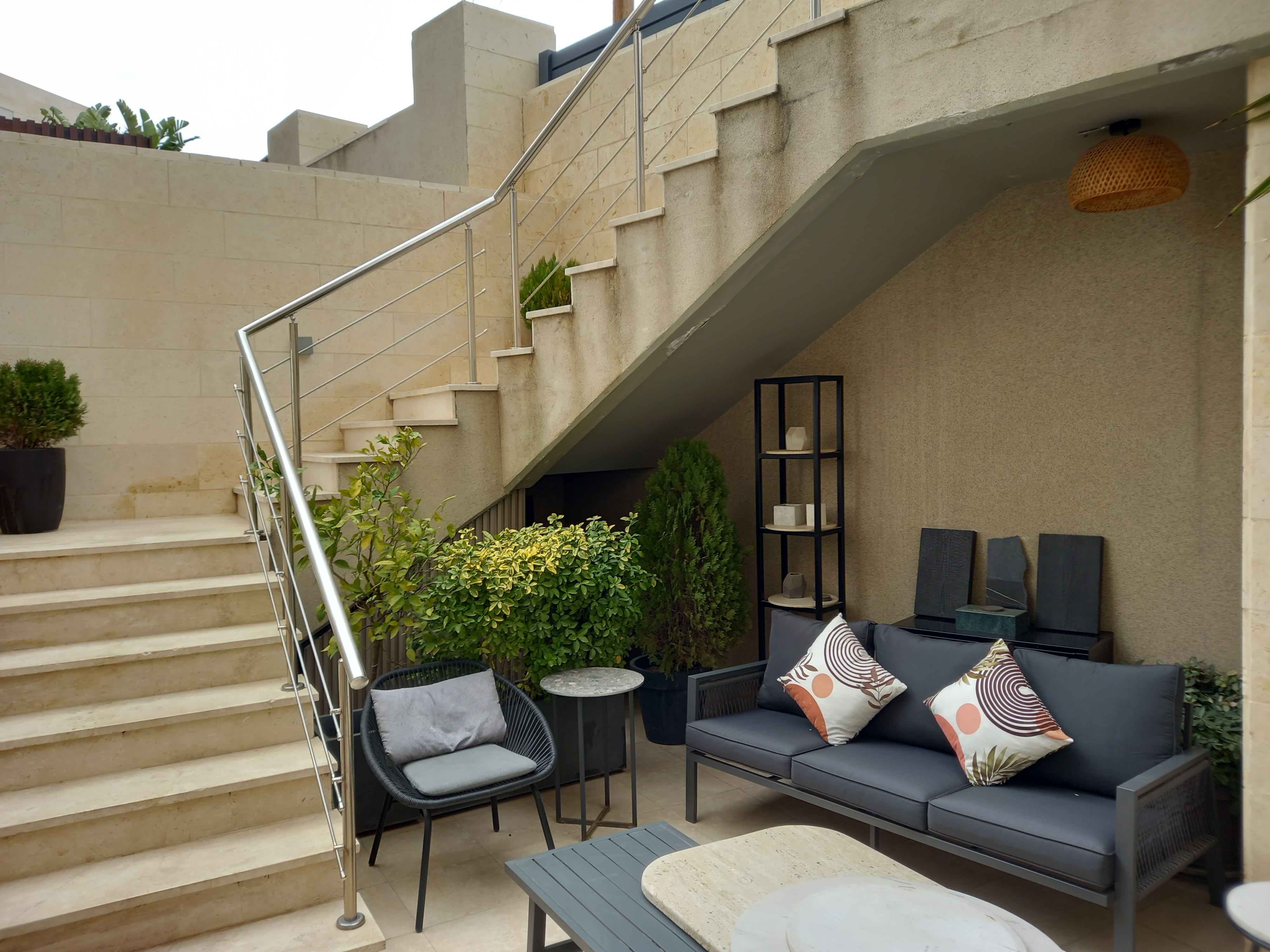  Super deluxe apartment for rent in Abdoun. - Property Image 2