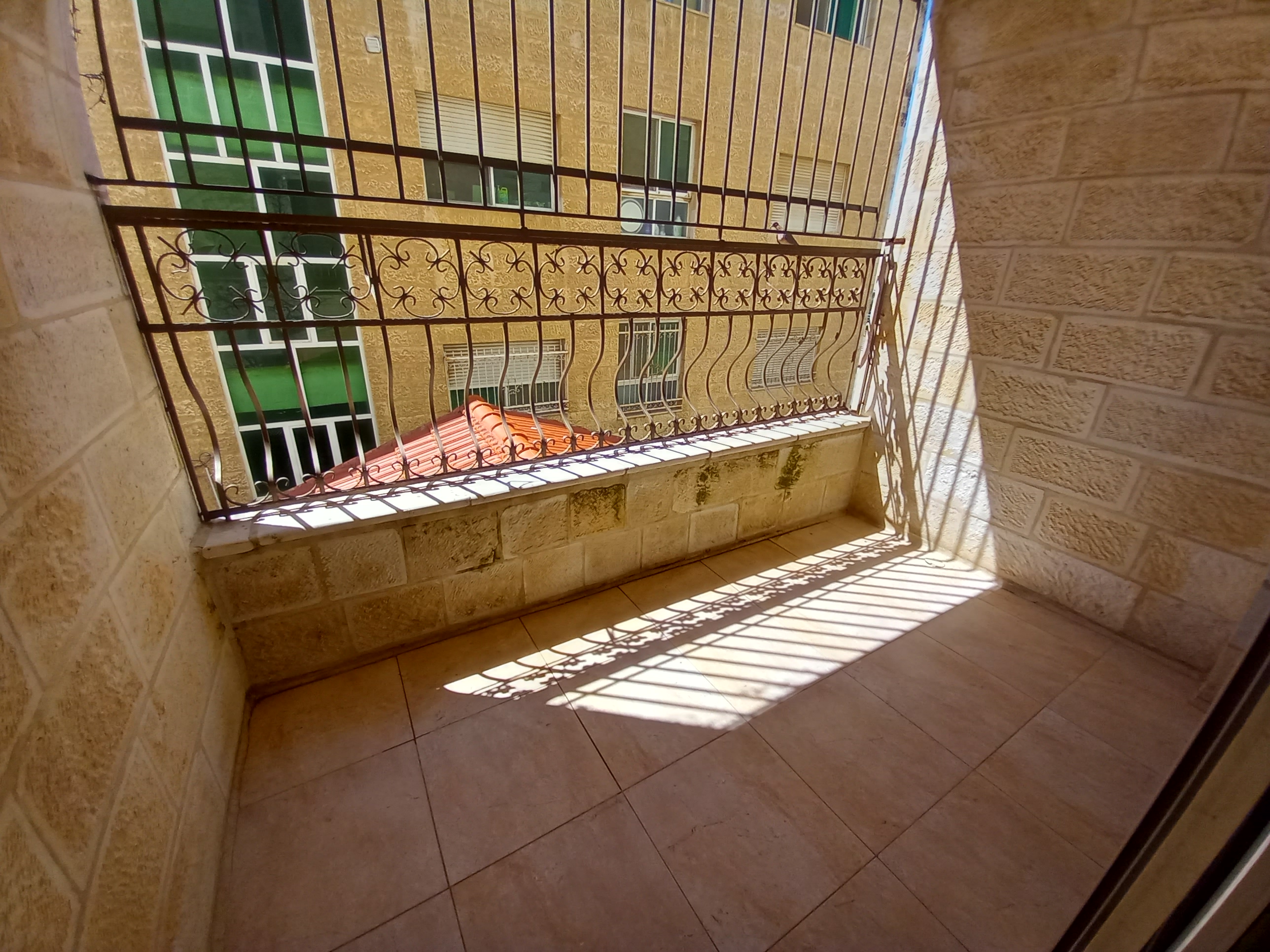 Apartment available for sale or rent in Umm Al Summaq. - Property Image 7